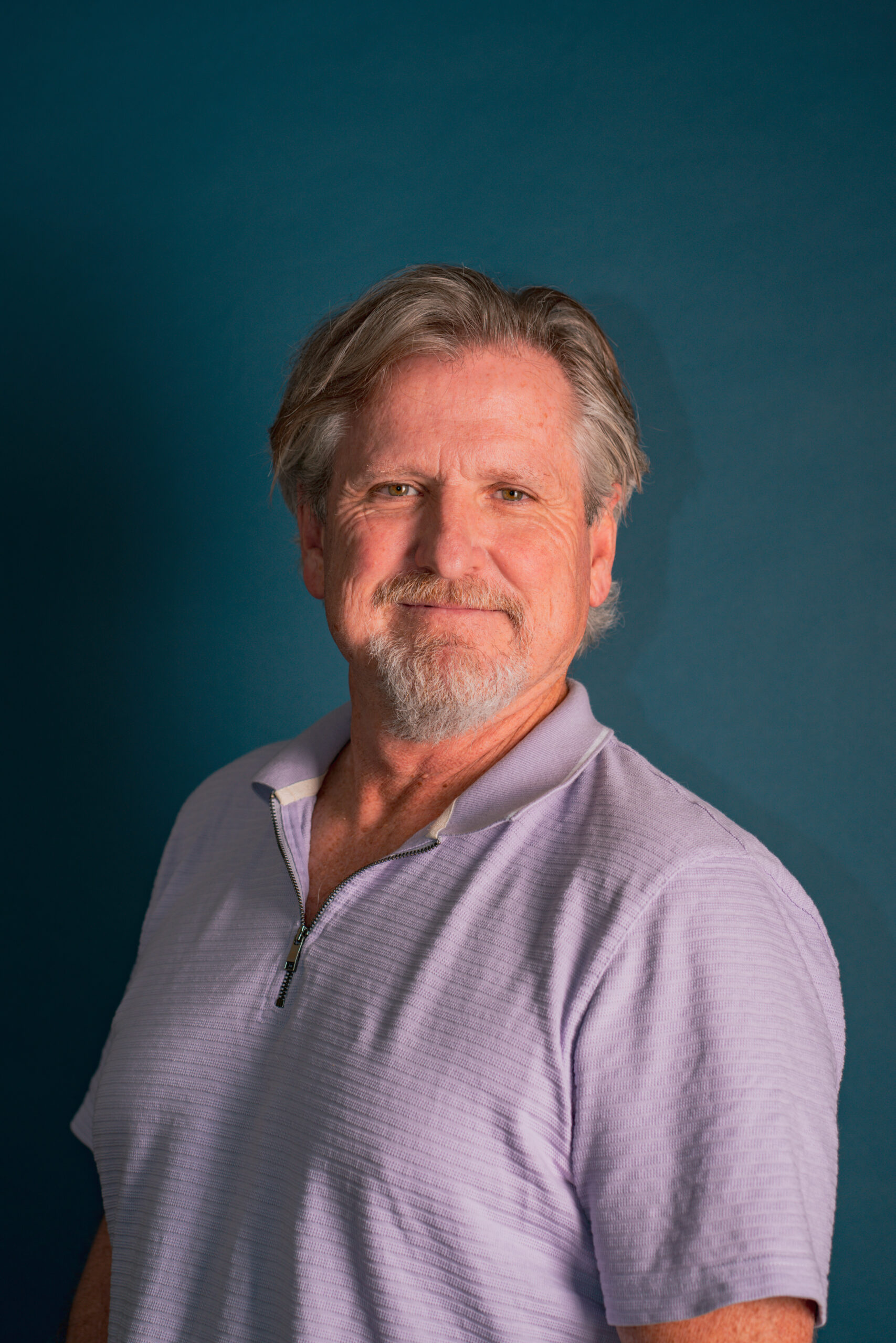 Headshot Terry Holley